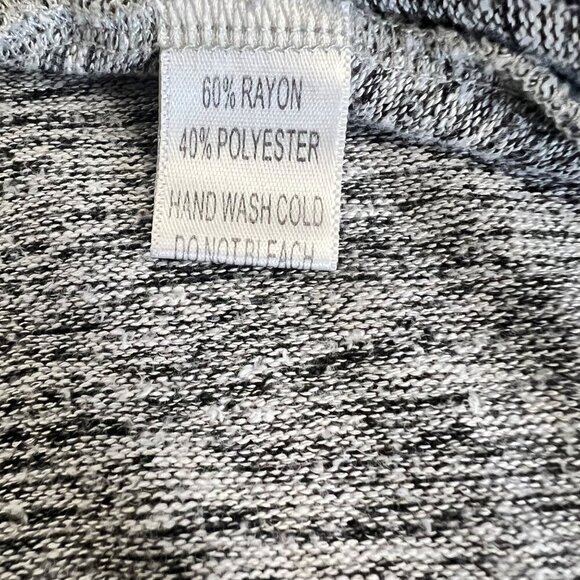 Wonderland Women's Cowl Neck Sweater Assymetrical Hem Heathered Size Small - Picture 9 of 9
